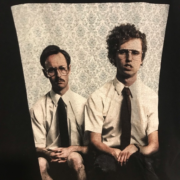 T-shirt - Picture 2 of 2